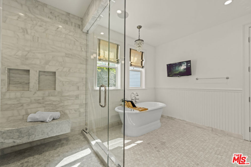 12308 Cantura Street