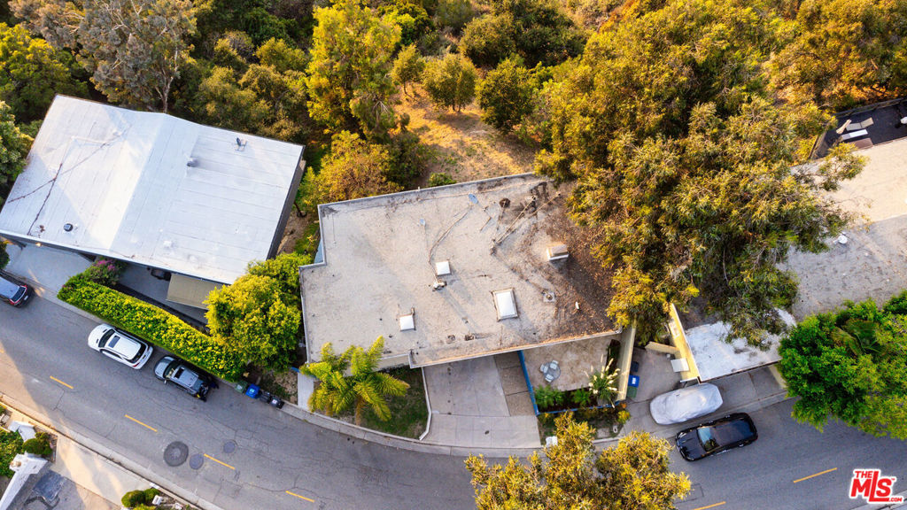 789 Linda Flora Drive