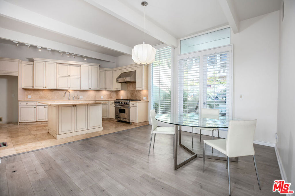 789 Linda Flora Drive