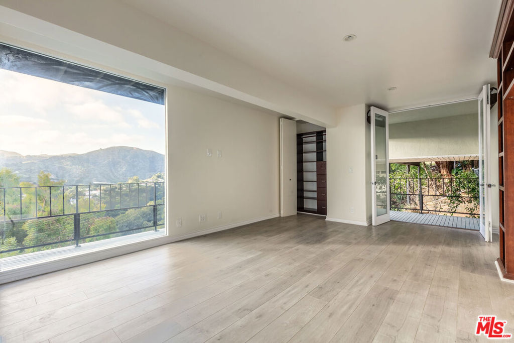 789 Linda Flora Drive