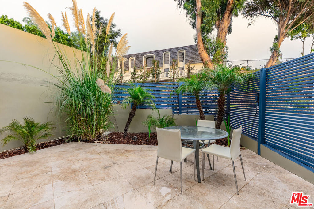 789 Linda Flora Drive