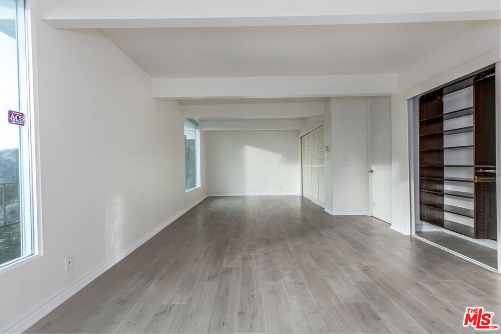 789 Linda Flora Drive