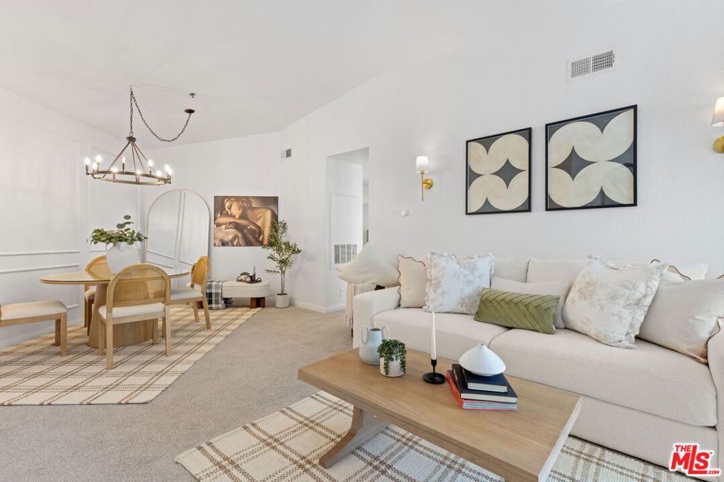 5837 Oak Bend Lane 412