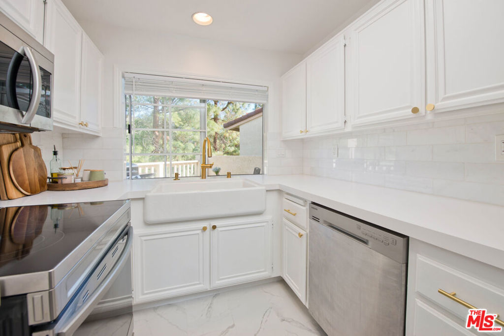 5837 Oak Bend Lane 412