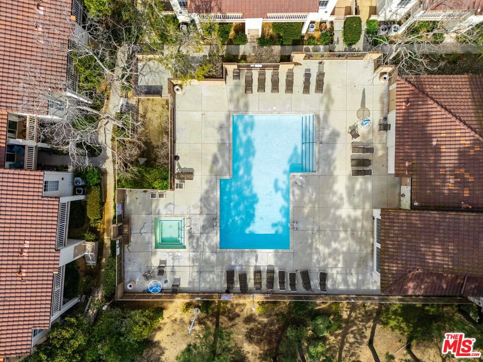 5837 Oak Bend Lane 412