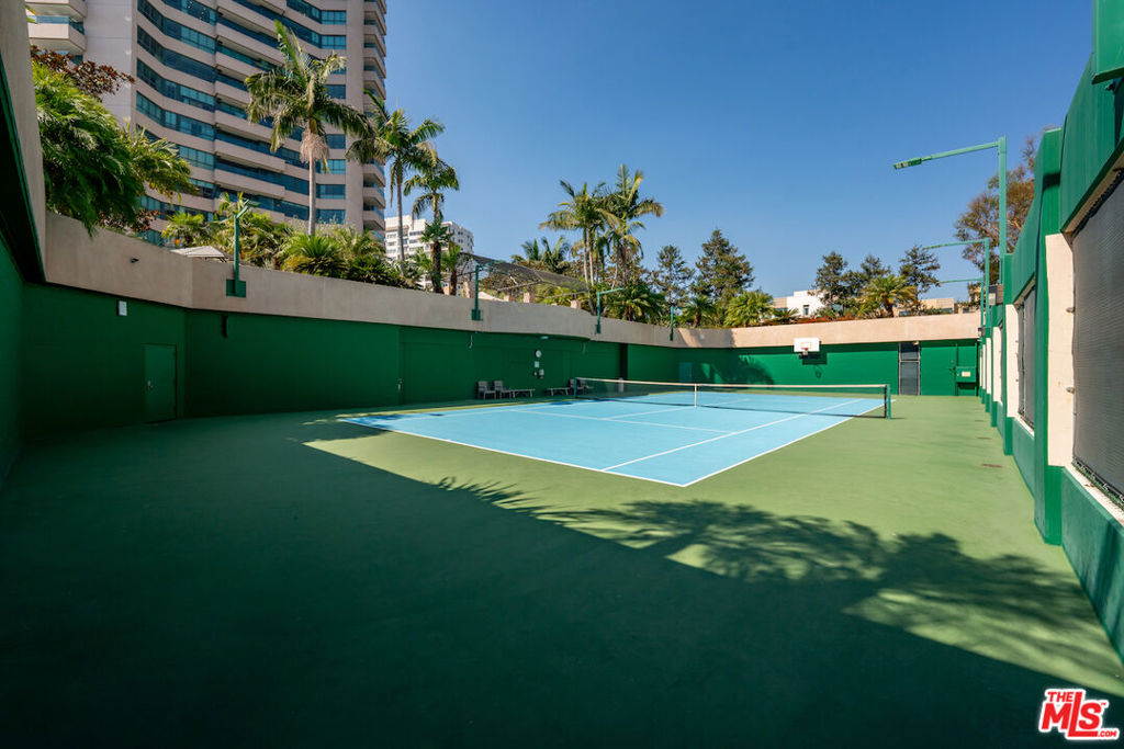 10490 Wilshire Boulevard 1402