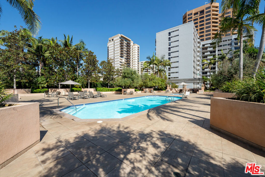 10490 Wilshire Boulevard 1402