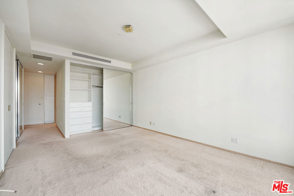 10490 Wilshire Boulevard 1402