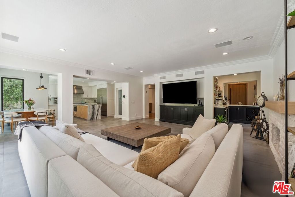 23180 Park Blanco