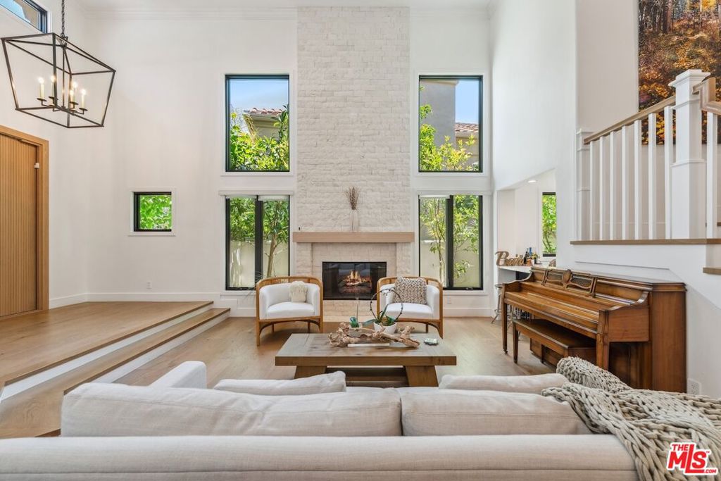 23180 Park Blanco