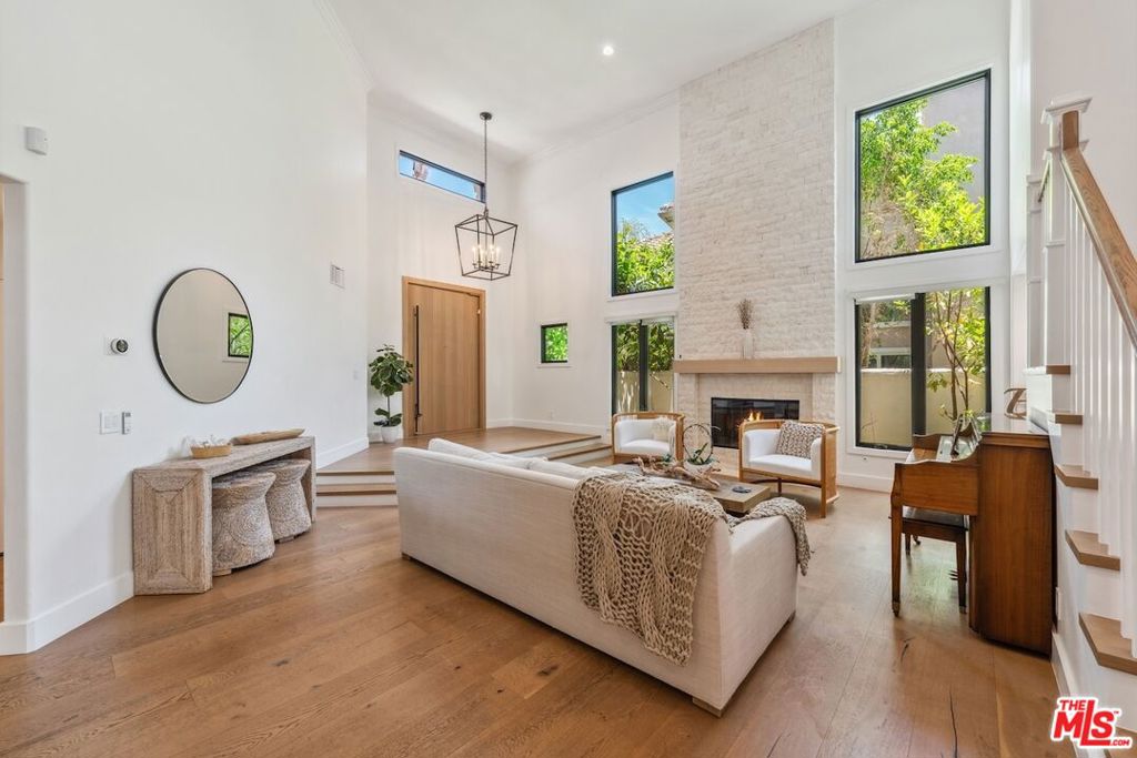 23180 Park Blanco