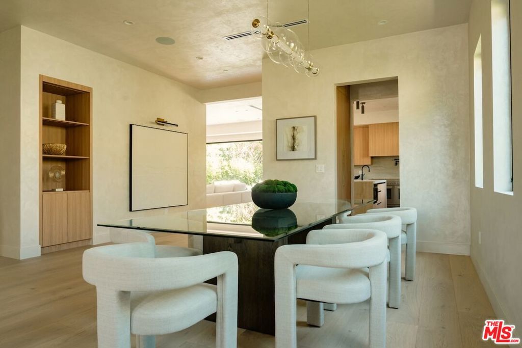 4273 Murietta Avenue