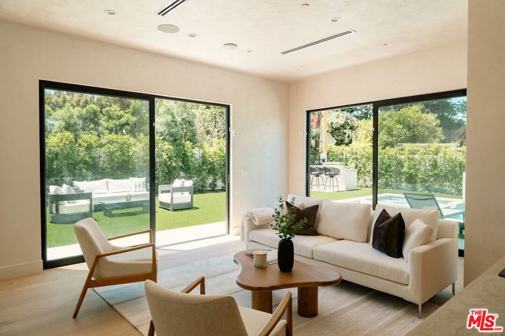 4273 Murietta Avenue