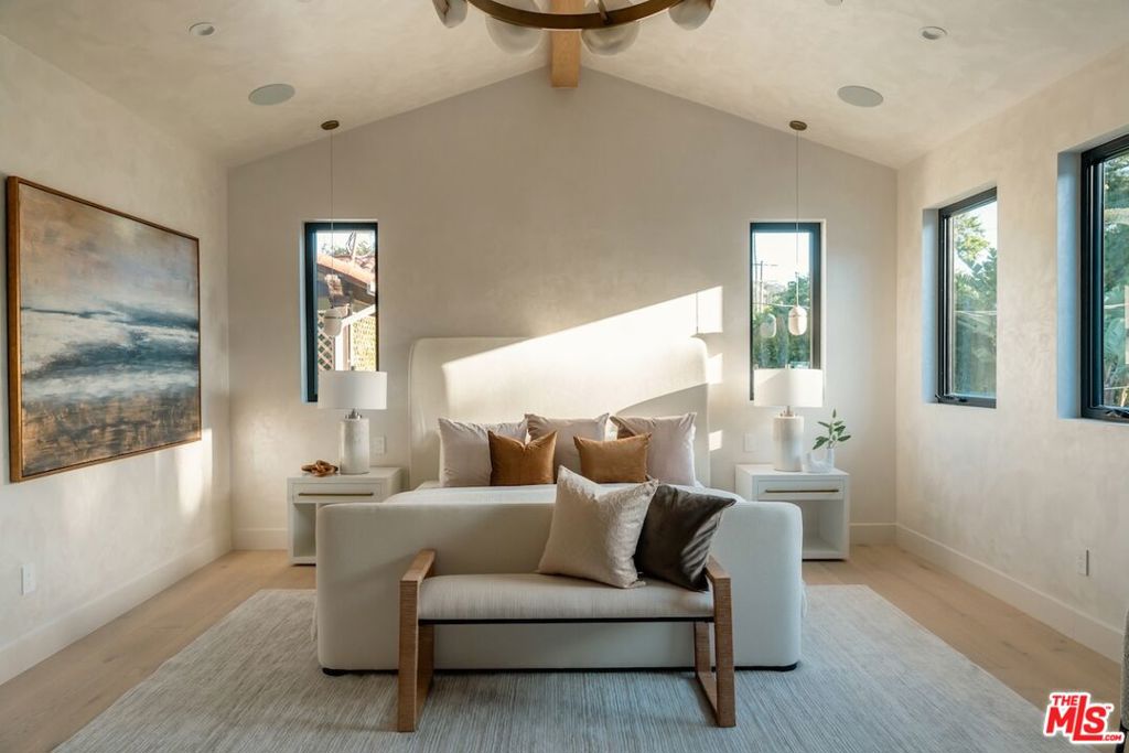 4273 Murietta Avenue