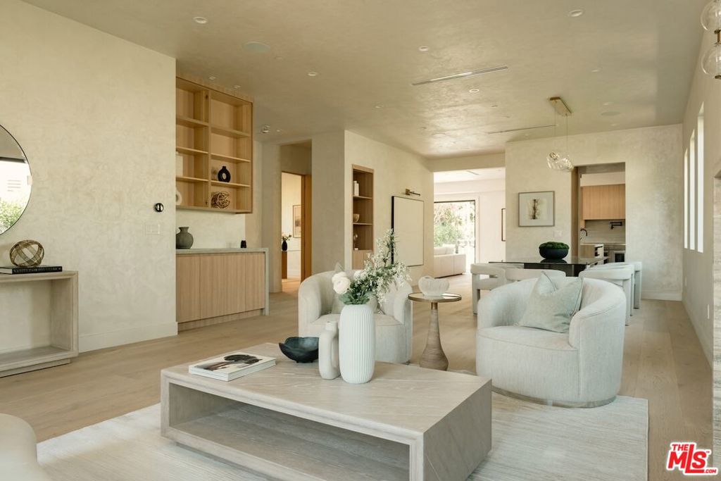 4273 Murietta Avenue