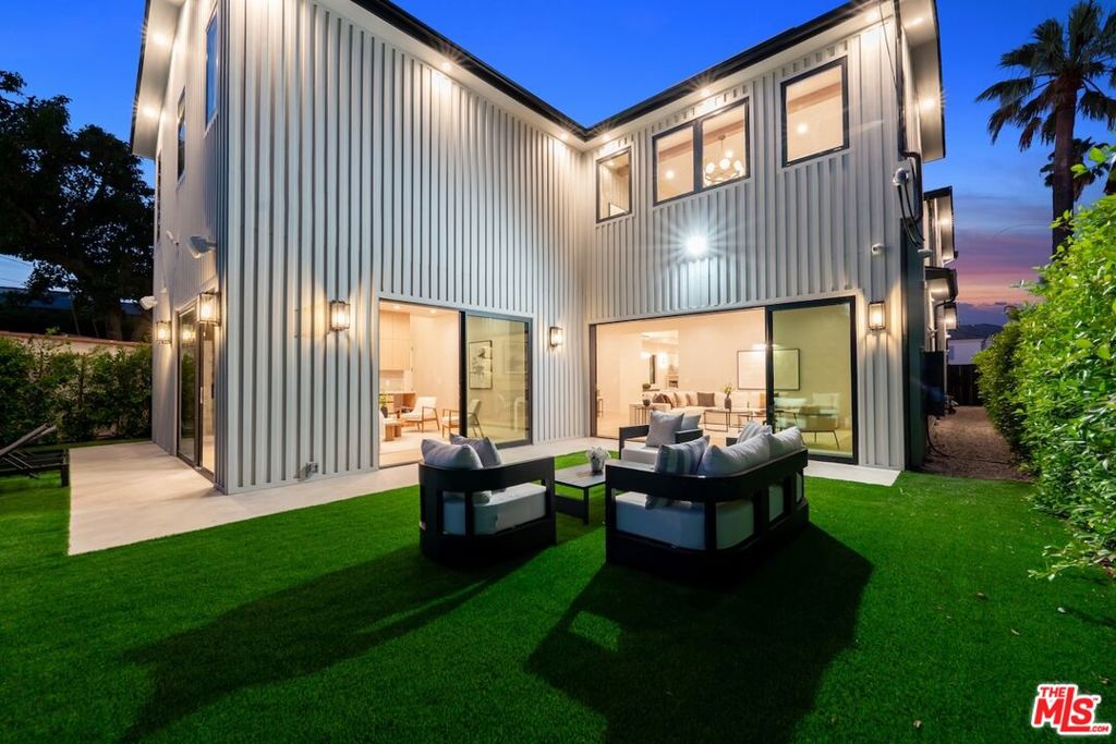 4273 Murietta Avenue