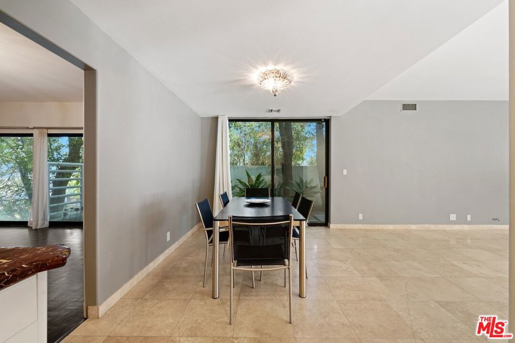 15656 Crownridge Place