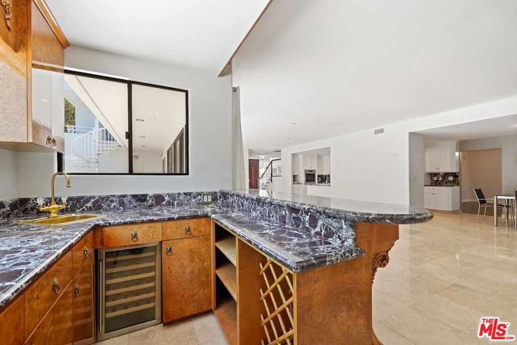15656 Crownridge Place
