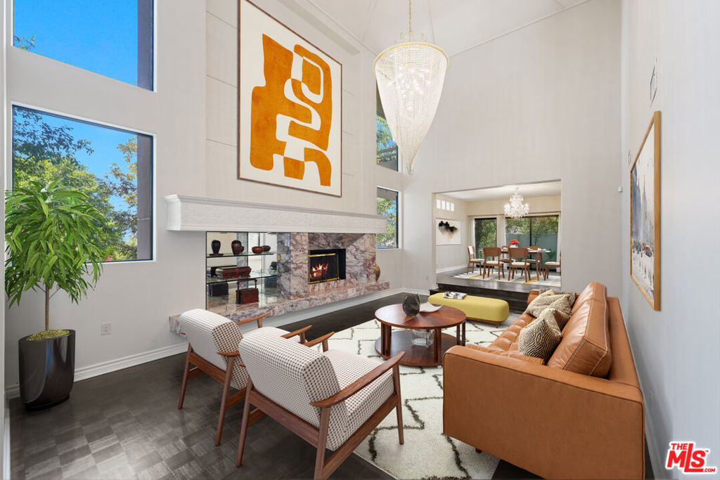 15656 Crownridge Place