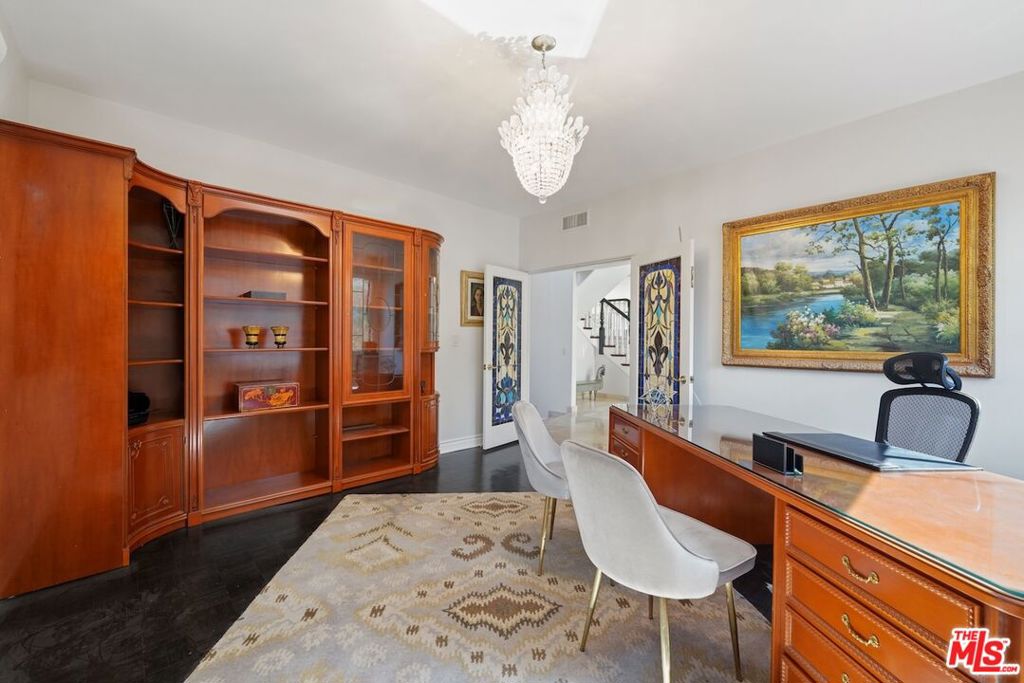 15656 Crownridge Place