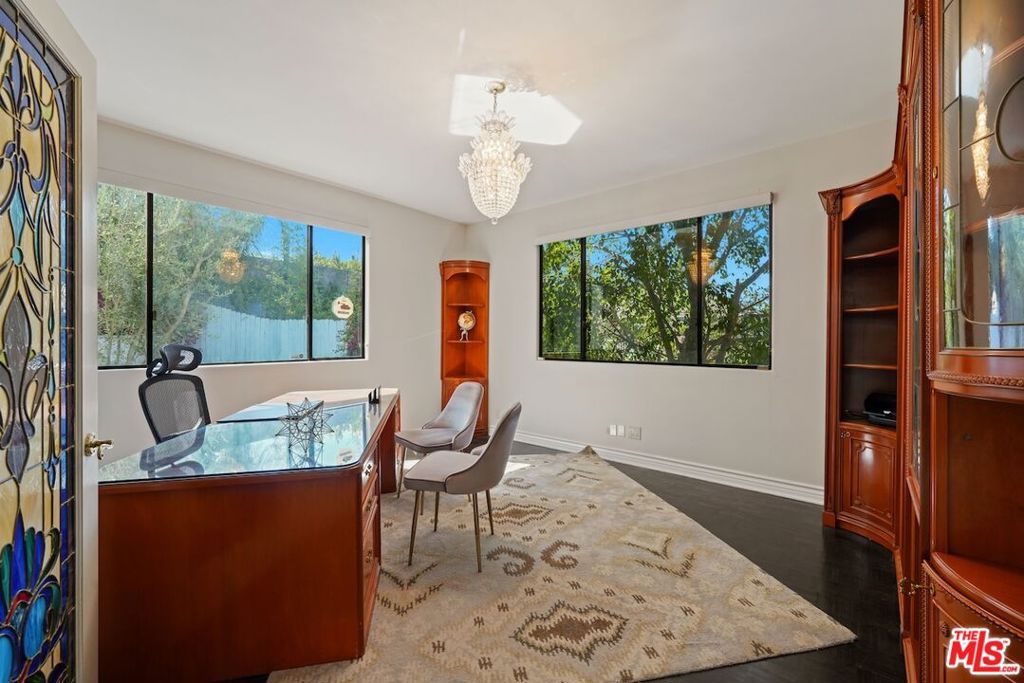 15656 Crownridge Place