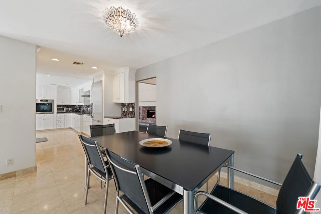 15656 Crownridge Place