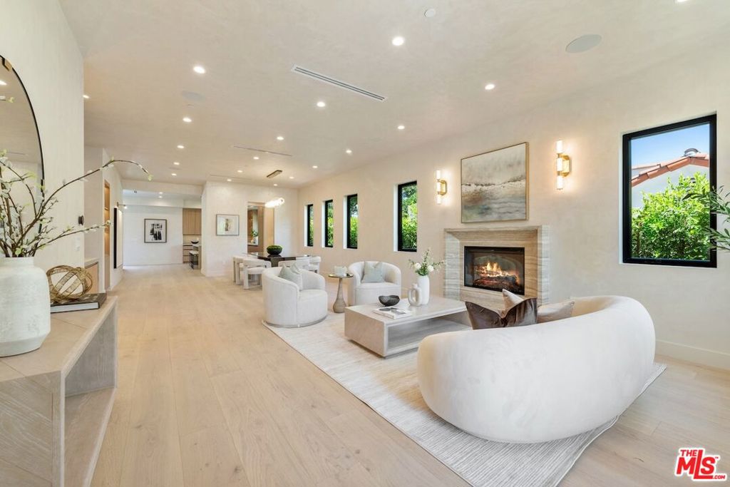 4273 Murietta Avenue