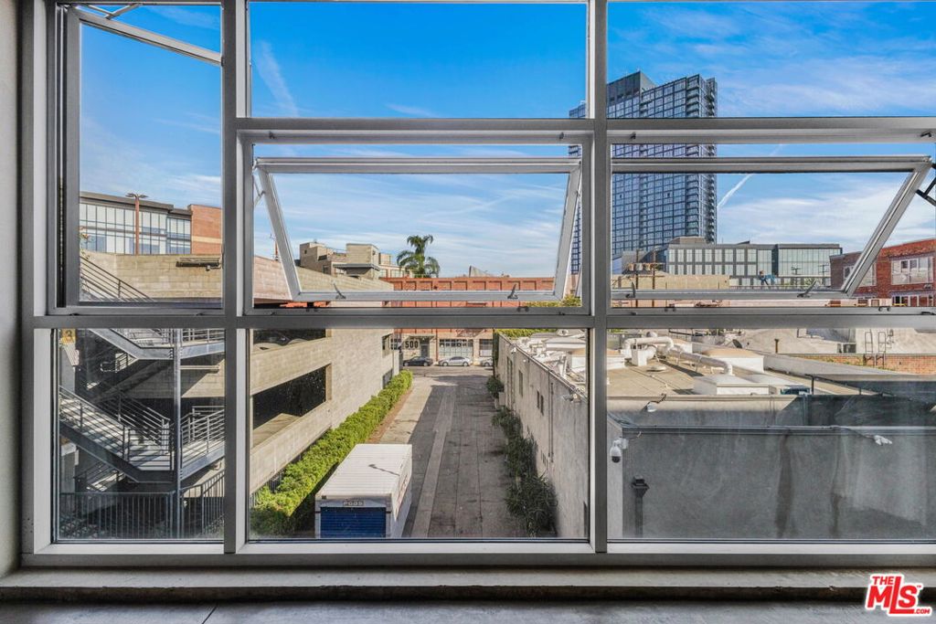 510 S Hewitt Street 316