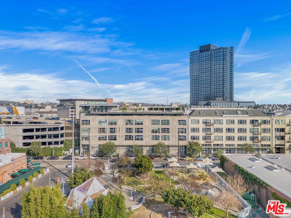 510 S Hewitt Street 316