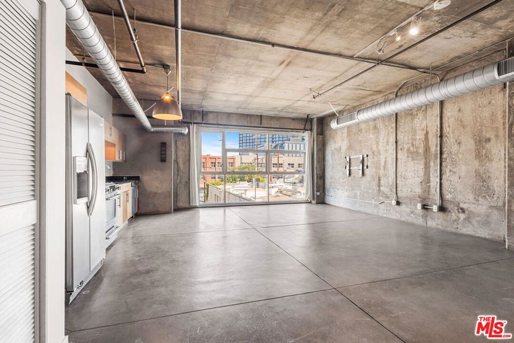 510 S Hewitt Street 316