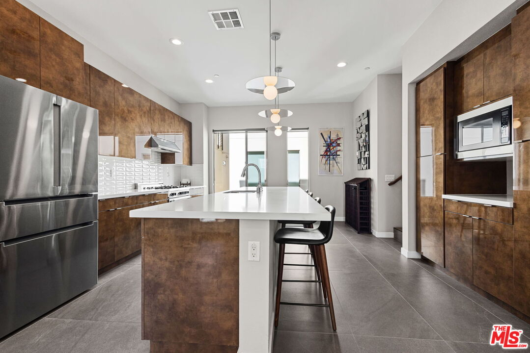 19 Ebb Tide Cir