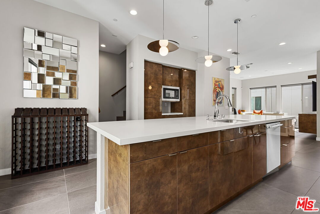 19 Ebb Tide Cir