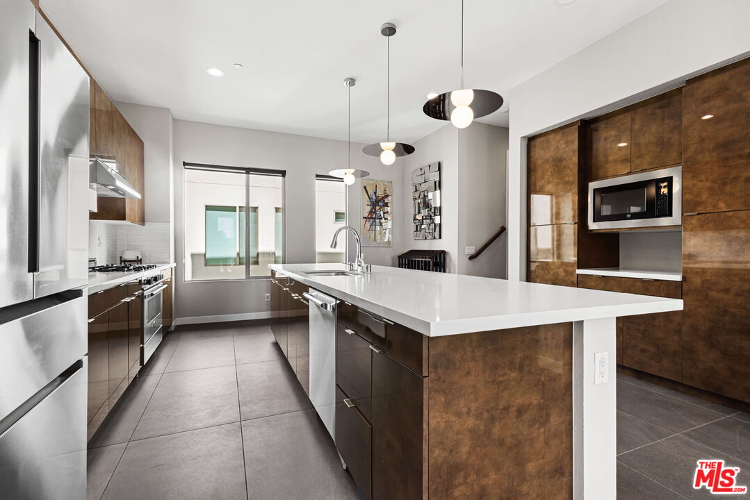 19 Ebb Tide Cir