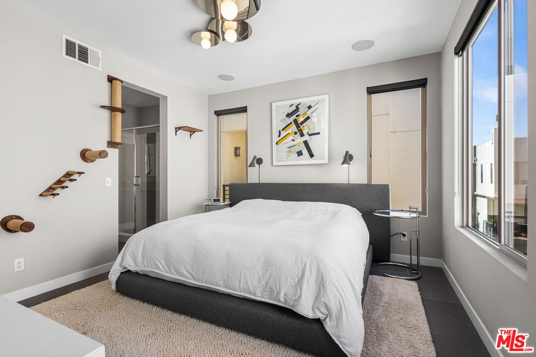 19 Ebb Tide Cir