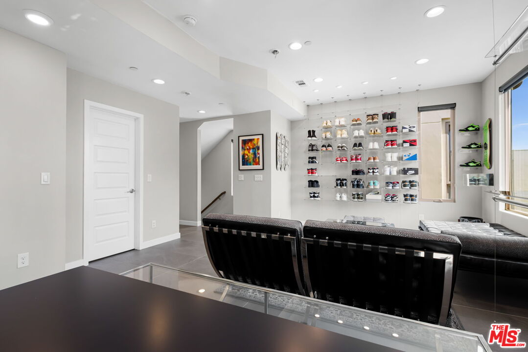 19 Ebb Tide Cir