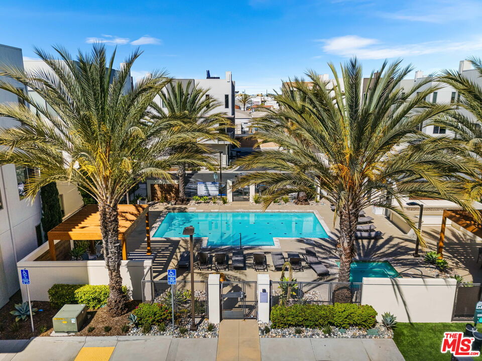 19 Ebb Tide Cir