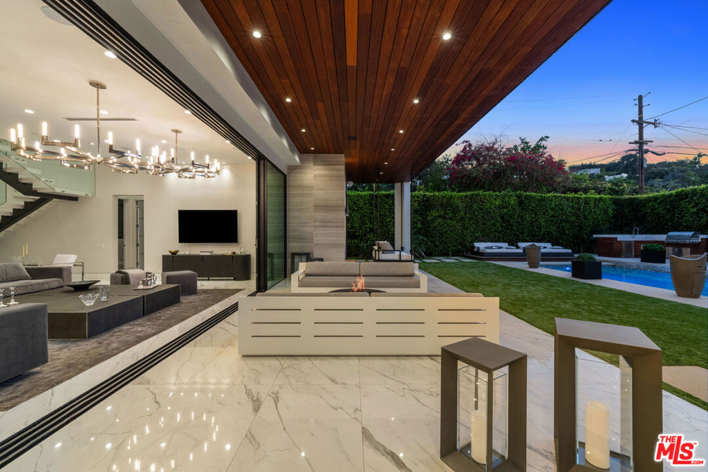 4049 Coldwater Canyon Avenue