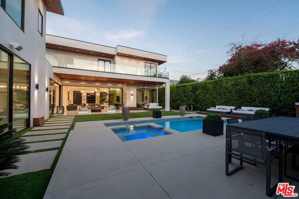 4049 Coldwater Canyon Avenue