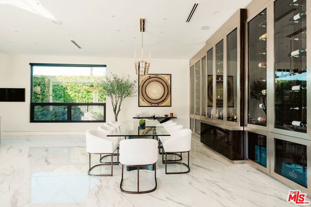 4049 Coldwater Canyon Avenue