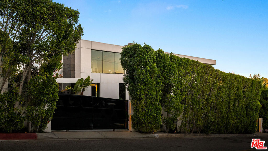 1740 Bel Air Road