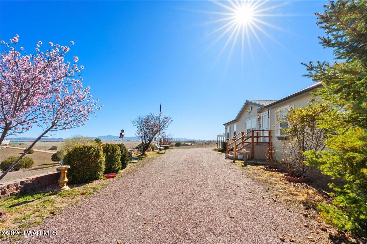 330 N Sioux Drive