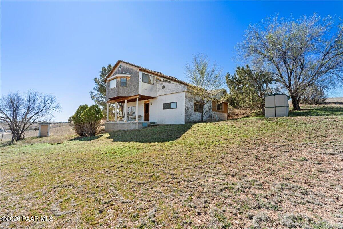 330 N Sioux Drive