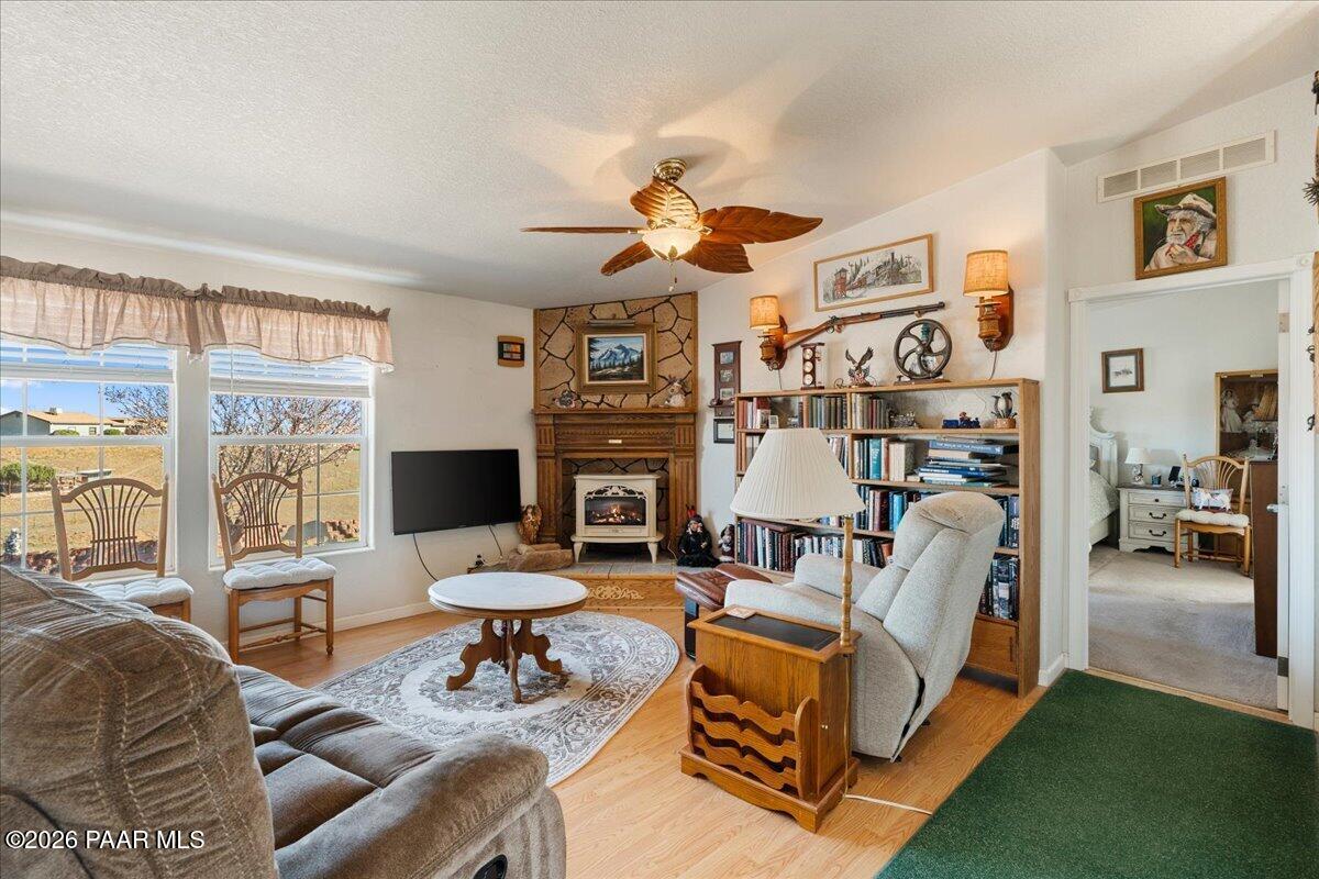 330 N Sioux Drive