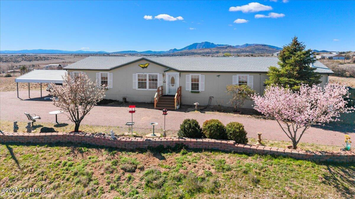 330 N Sioux Drive