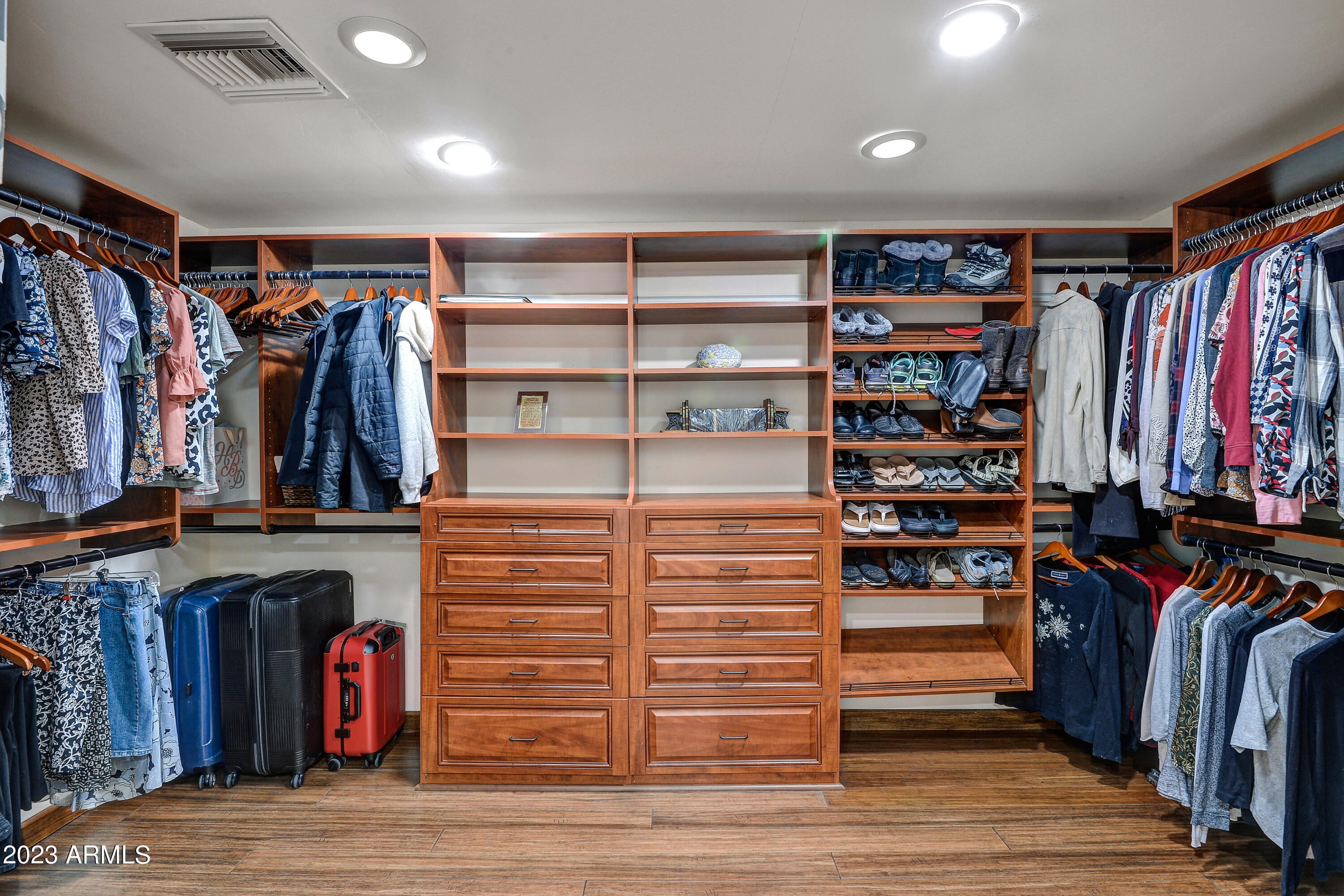 4333 E MOUNTAIN VIEW Road