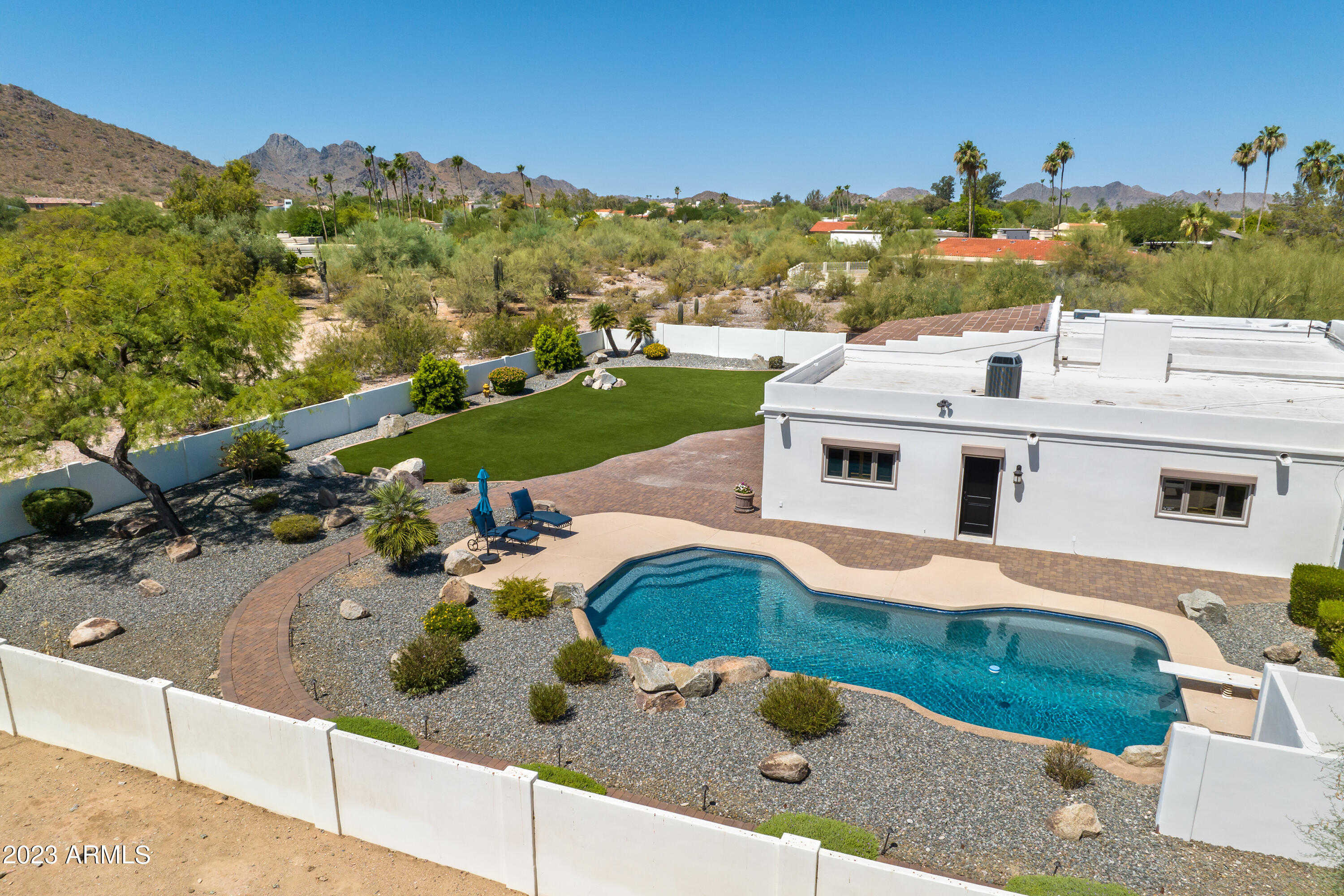 4333 E MOUNTAIN VIEW Road