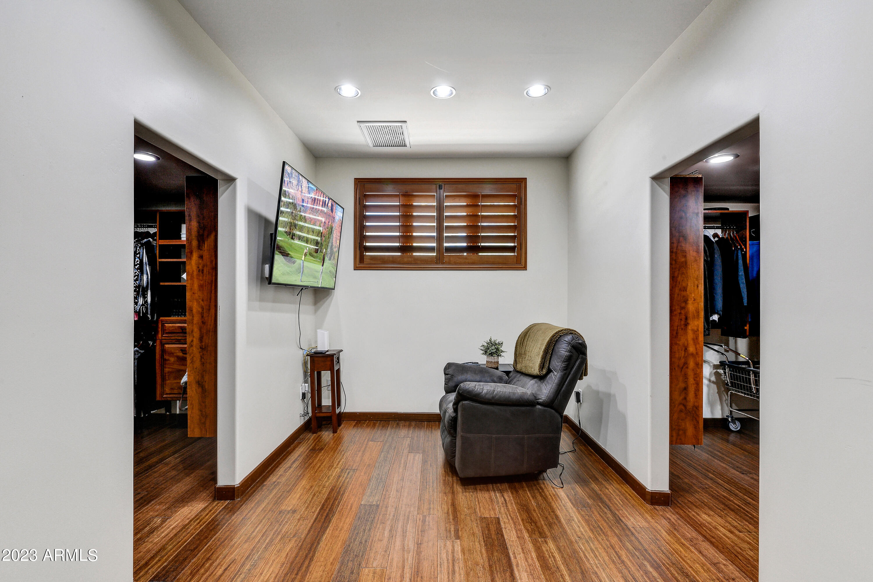 4333 E MOUNTAIN VIEW Road