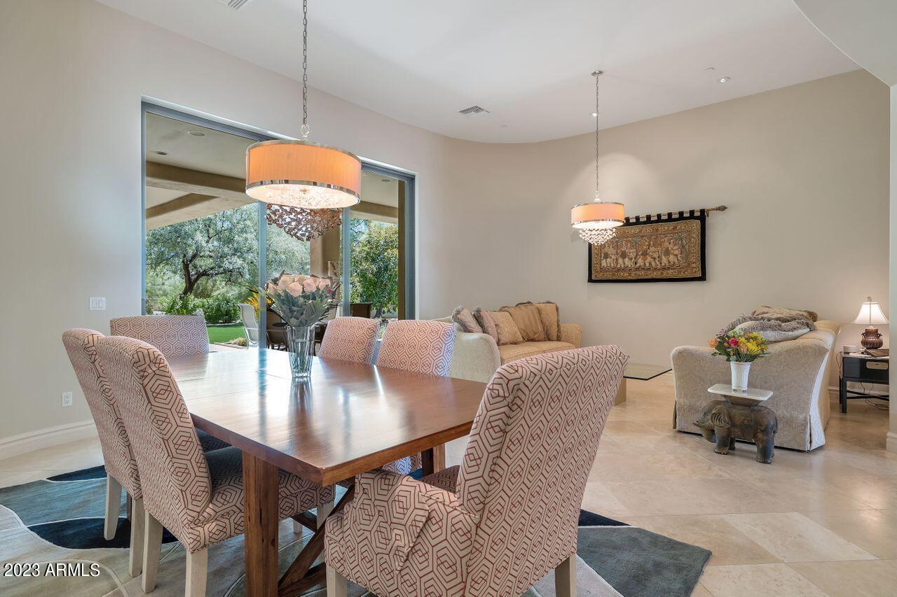9041 N 54TH Place