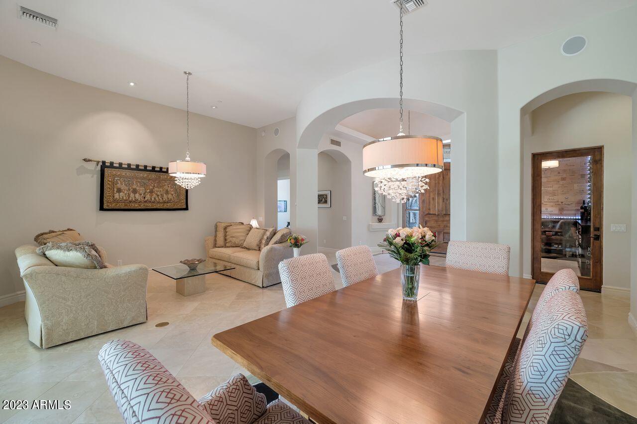 9041 N 54TH Place
