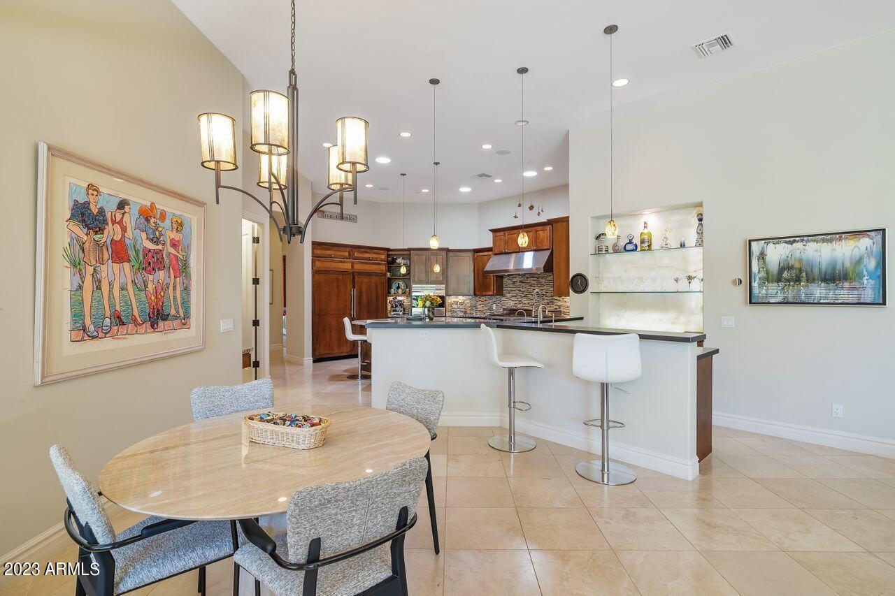 9041 N 54TH Place